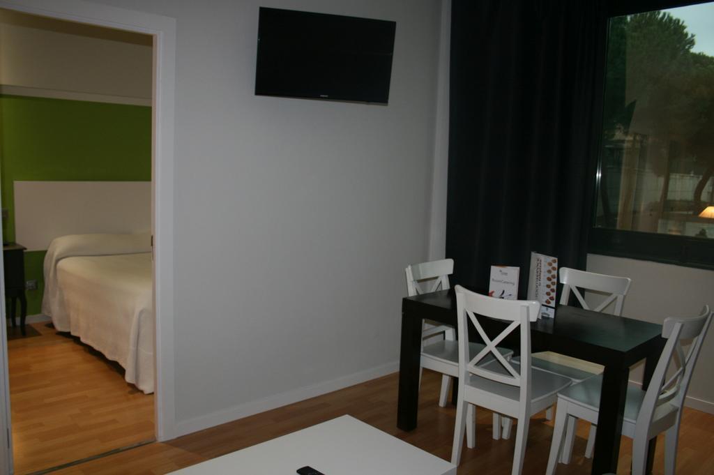 Apartamentos Th Las Rozas Zewnętrze zdjęcie